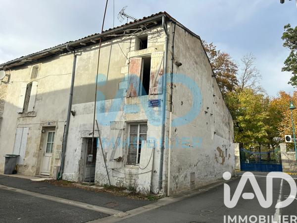 Maison à vendre 4 pièces 85 m² Gémozac