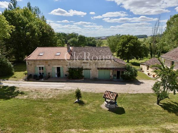Entre Eymet et Bergerac - Belle propriété en pierre avec gîte et piscine