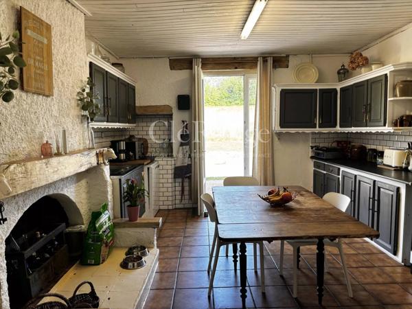 Entre Eymet et Bergerac - Belle propriété en pierre avec gîte et piscine