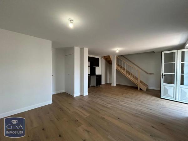 Appartement à louer 3 pièces 64.1m² Montauban (82000)