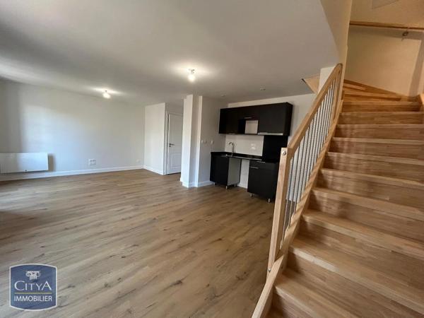 Appartement à louer 3 pièces 64.1m² Montauban (82000)