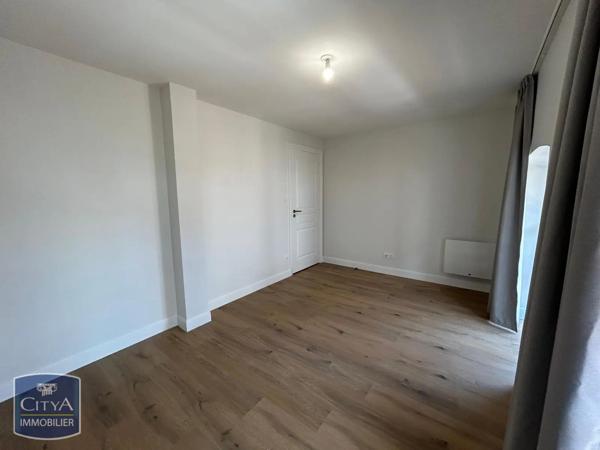 Appartement à louer 3 pièces 64.1m² Montauban (82000)