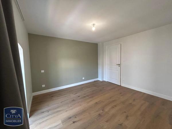 Appartement à louer 3 pièces 64.1m² Montauban (82000)