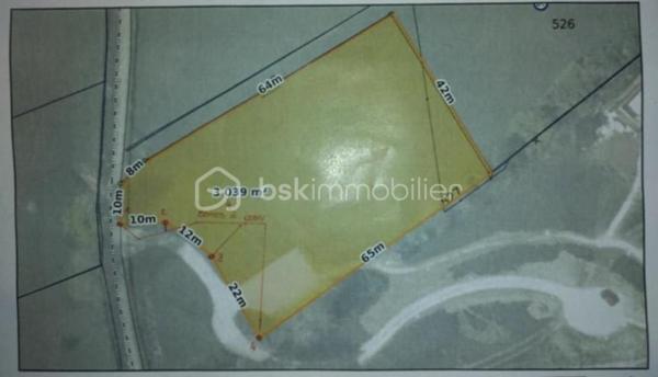 Terrain de 3 039 m²