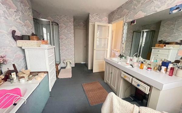 Appartement à vendre    4 pièces •  Dax