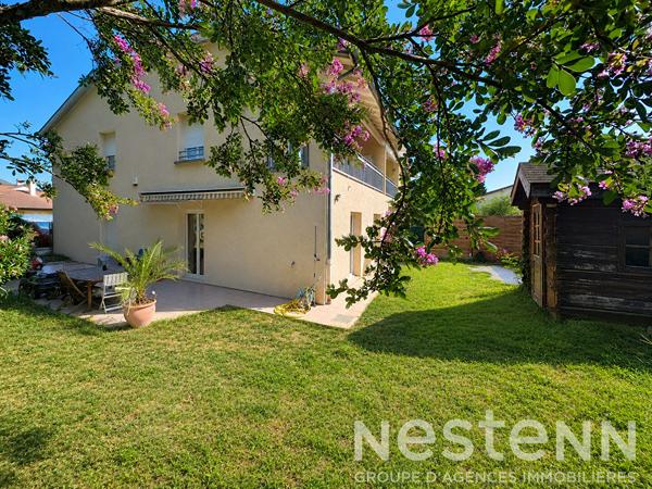 SAINT LAURENT DE MURE Proche Centre bourg - Appartement TYPE 3 de 88 m² avec magnifique jardin de 360 m²