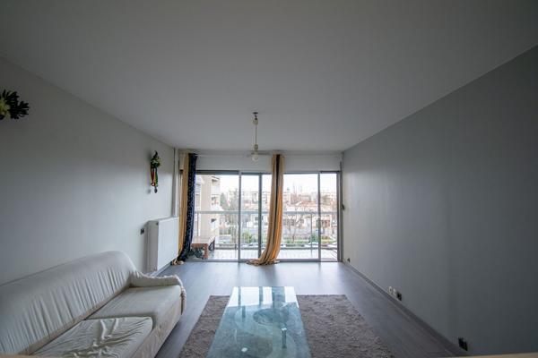 Appartement Bron 3 pièces 71 m2 , Bron