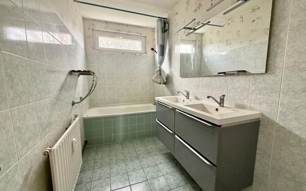 Appartement à vendre    4 pièces • 76,60 m2 Quetigny