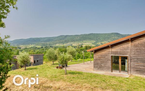 Maison à vendre    10 pièces • 340 m2 Alba-la-Romaine