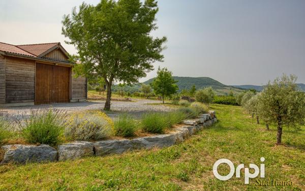 Maison à vendre    10 pièces • 340 m2 Alba-la-Romaine