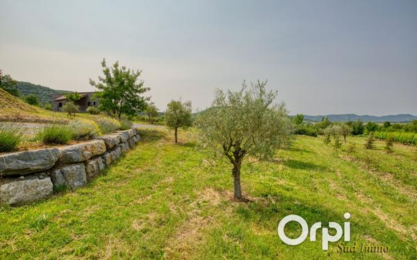 Maison à vendre    10 pièces • 340 m2 Alba-la-Romaine