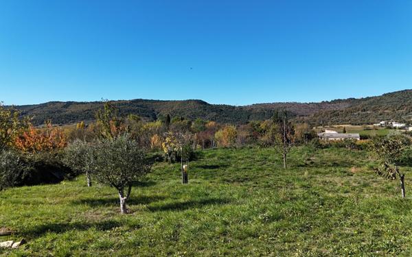 Maison à vendre    10 pièces • 340 m2 Alba-la-Romaine