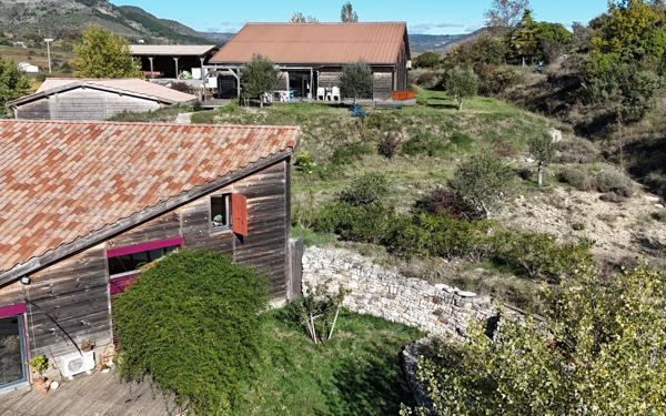 Maison à vendre    10 pièces • 340 m2 Alba-la-Romaine