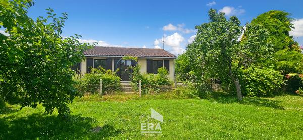 PAREMPUYRE - Maison familiale 160 m² de plain-pied sur 2000 m² de terrain - CALME