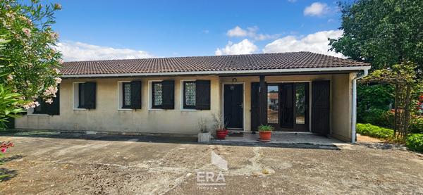 PAREMPUYRE - Maison familiale 160 m² de plain-pied sur 2000 m² de terrain - CALME