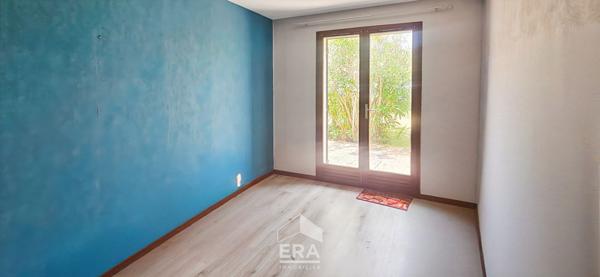 PAREMPUYRE - Maison familiale 160 m² de plain-pied sur 2000 m² de terrain - CALME