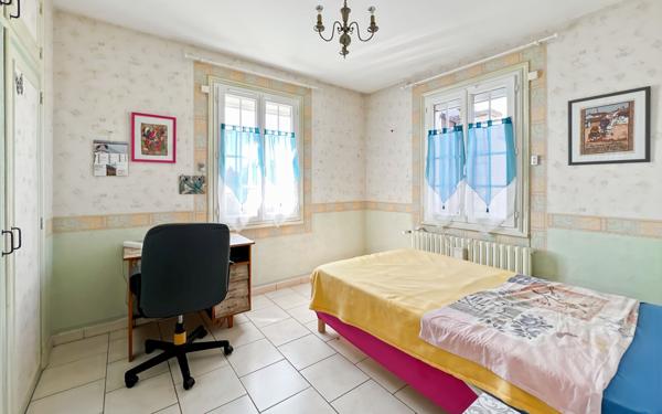 Maison à vendre    7 pièces • 165,73 m2 Tavers