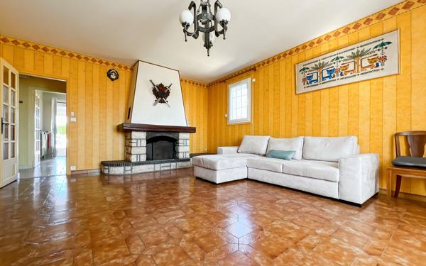 Maison à vendre    7 pièces • 165,73 m2 Tavers