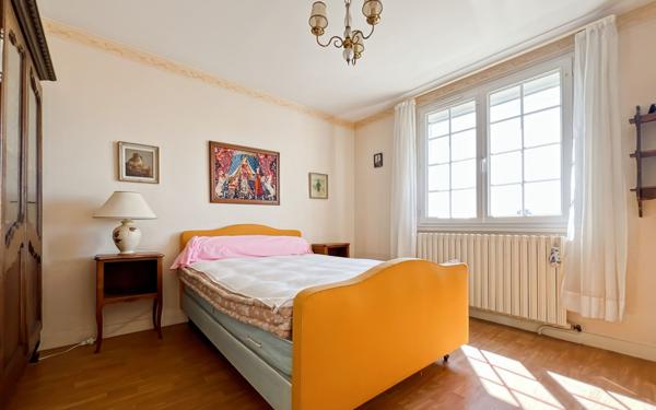 Maison à vendre    7 pièces • 165,73 m2 Tavers