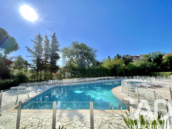 Appartement à vendre 2 pièces 47 m² Fréjus