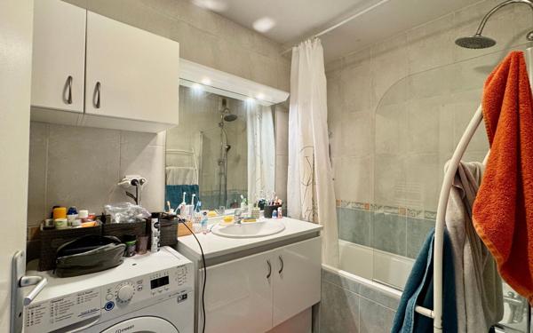 Appartement à vendre    3 pièces •  Istres