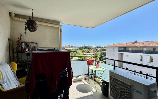 Appartement à vendre    3 pièces •  Istres