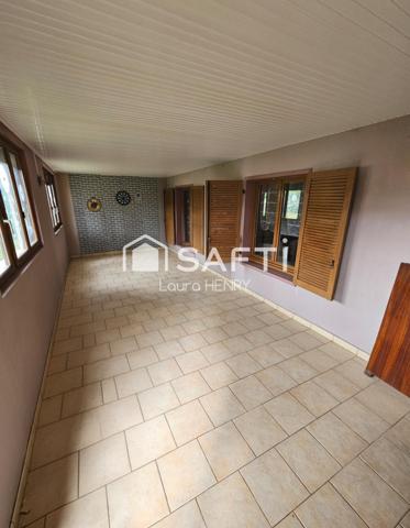 Maison individuelle de 4 chambres sur sous-sol avec jardin