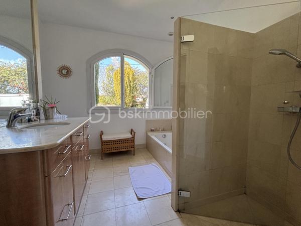 Maison d architecte de 219 m²