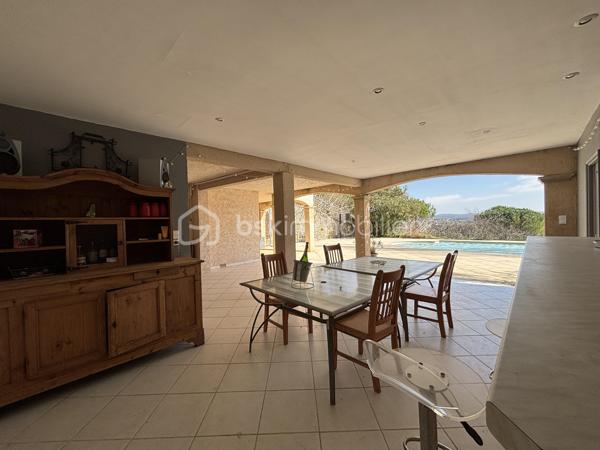 Maison d architecte de 219 m²