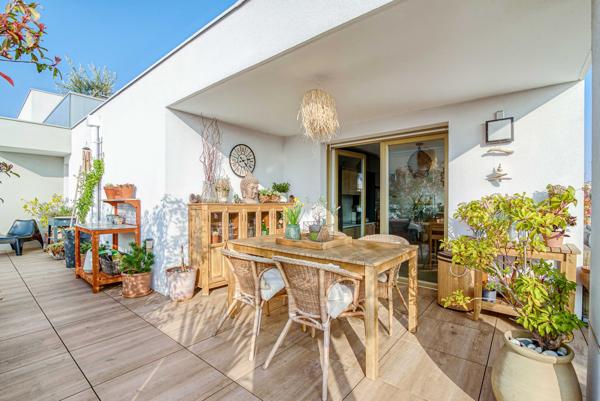 SUPERBE PENTHOUSE  – T4 DE 117M2 AVEC TERRASSE DE 80M2