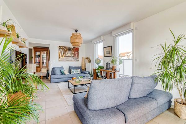 SUPERBE PENTHOUSE  – T4 DE 117M2 AVEC TERRASSE DE 80M2