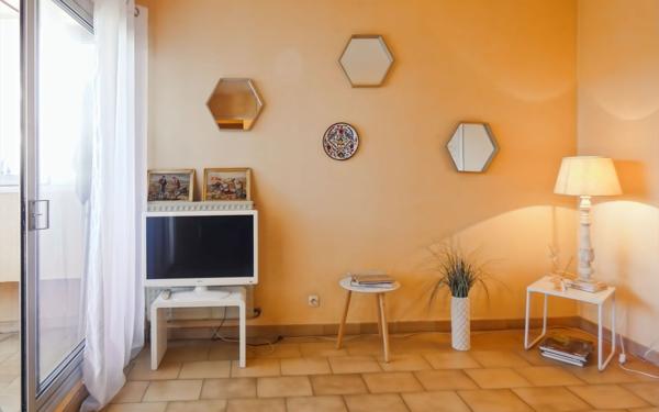 Appartement à vendre    2 pièces • 42,61 m2 Uzès