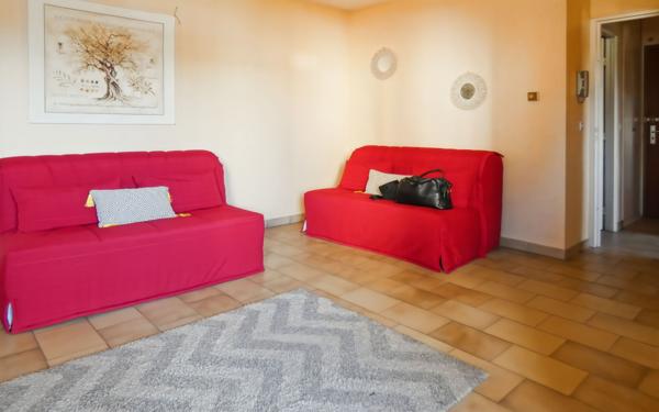 Appartement à vendre    2 pièces • 42,61 m2 Uzès