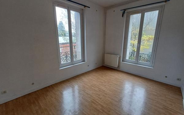 Appartement à vendre    3 pièces •  Brasles