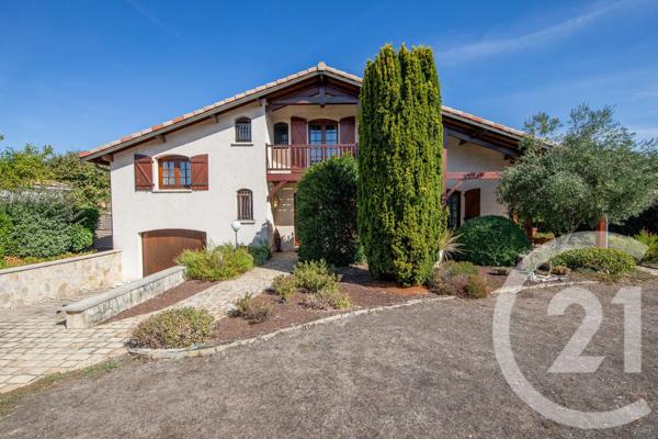 Maison à vendre  7 pièces - 150,99 m 2   ST MEDARD EN JALLES  - 33