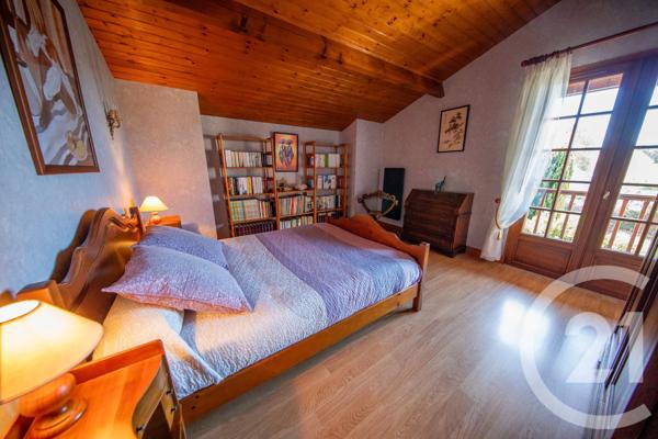 Maison à vendre  7 pièces - 150,99 m 2   ST MEDARD EN JALLES  - 33