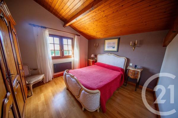 Maison à vendre  7 pièces - 150,99 m 2   ST MEDARD EN JALLES  - 33