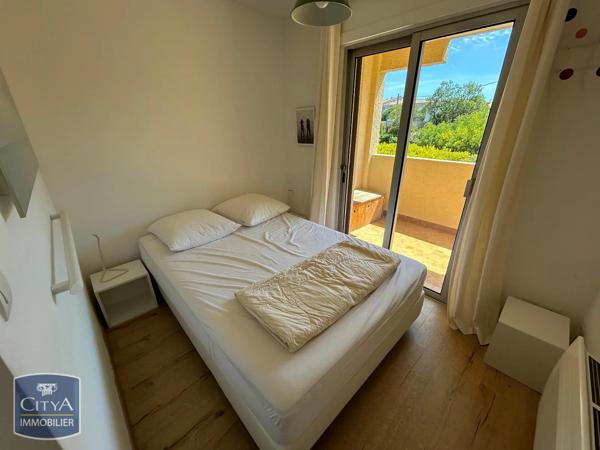 Appartement à louer 2 pièces 30.51m² Sanary-sur-Mer (83110)