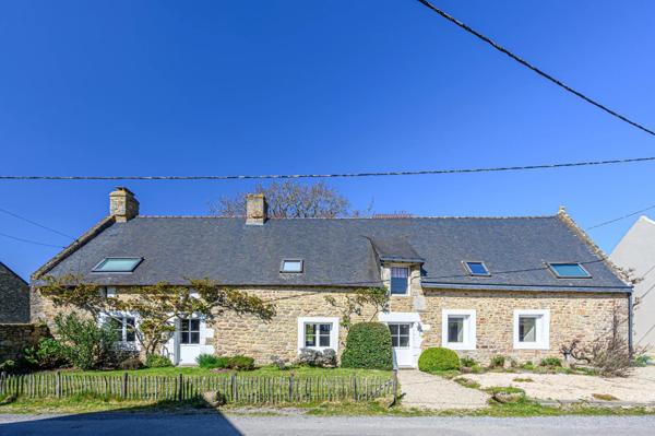 EXCLUSIF LONGERE SENE plages et commerces à deux pas.