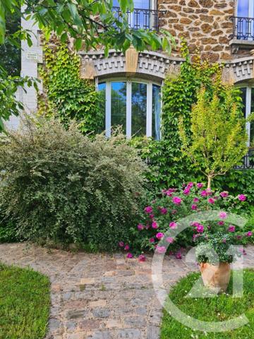 Maison à vendre  6 pièces - 153 m2 LA VARENNE ST HILAIRE - 94