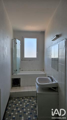 Immeuble à vendre 125 m² Ruelle-sur-Touvre