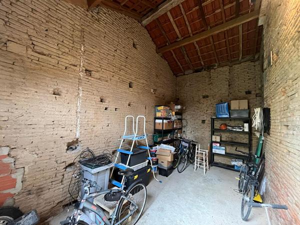 Grande maison de 200m² avec 5 chambres et dépendances sur St-Sulpice !