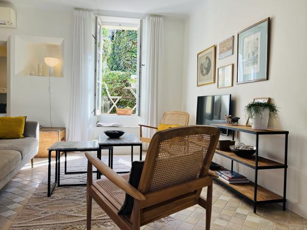 3 pièces en duplex dans la plus belle rue de la vieille ville