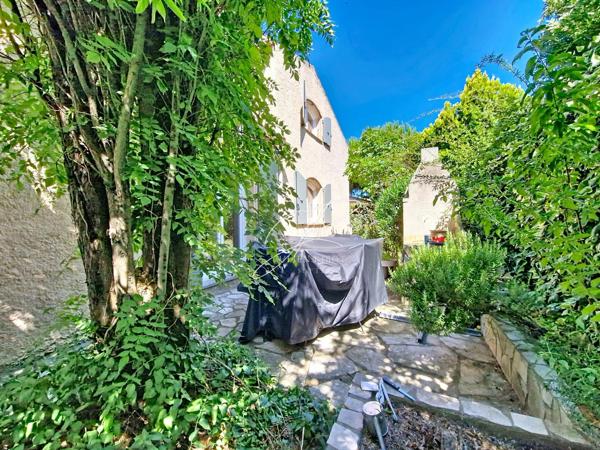 Maison 6P 137 m² 5 chambres 2 garages piscine
