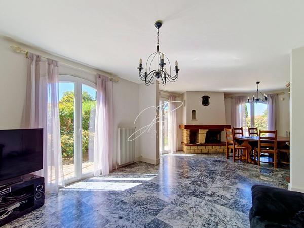 Maison 6P 137 m² 5 chambres 2 garages piscine