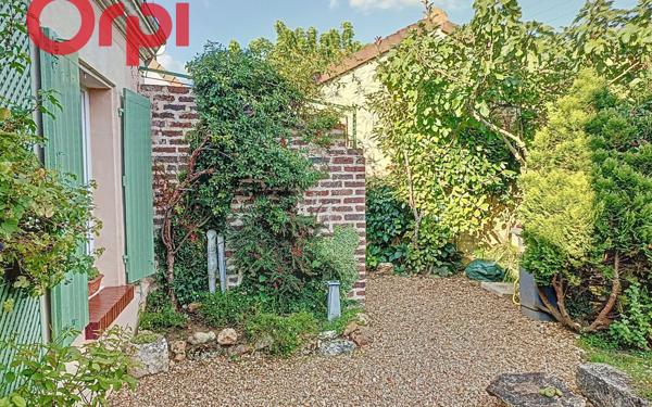 Maison à vendre    4 pièces •  Azé