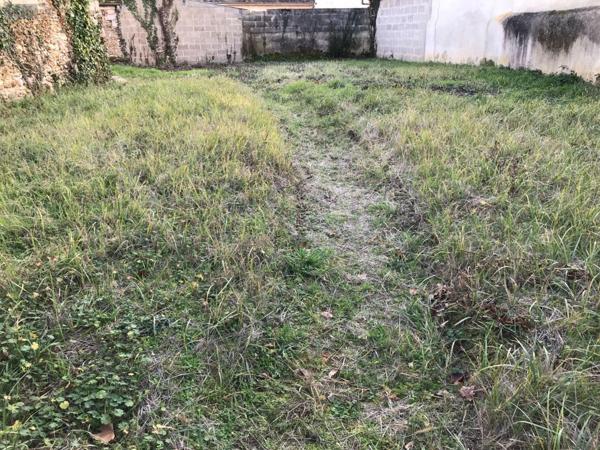 Terrain à Batir à vendre à Bonnétable dans la Sarthe (72110), ref : 079/1816