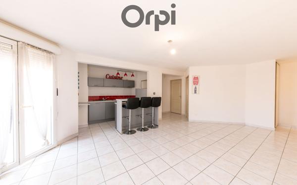 Appartement à vendre    3 pièces • 60 m2 Saint-Estève