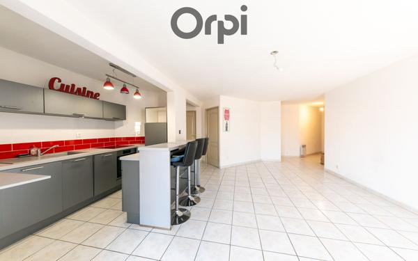 Appartement à vendre    3 pièces • 60 m2 Saint-Estève