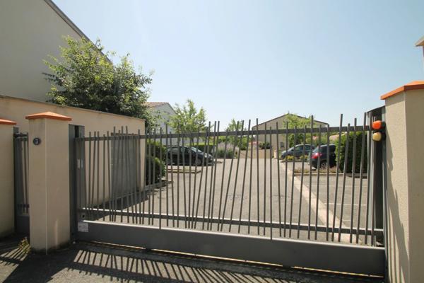 Appartement à vendre 5 pièces CUGNAUX (31)